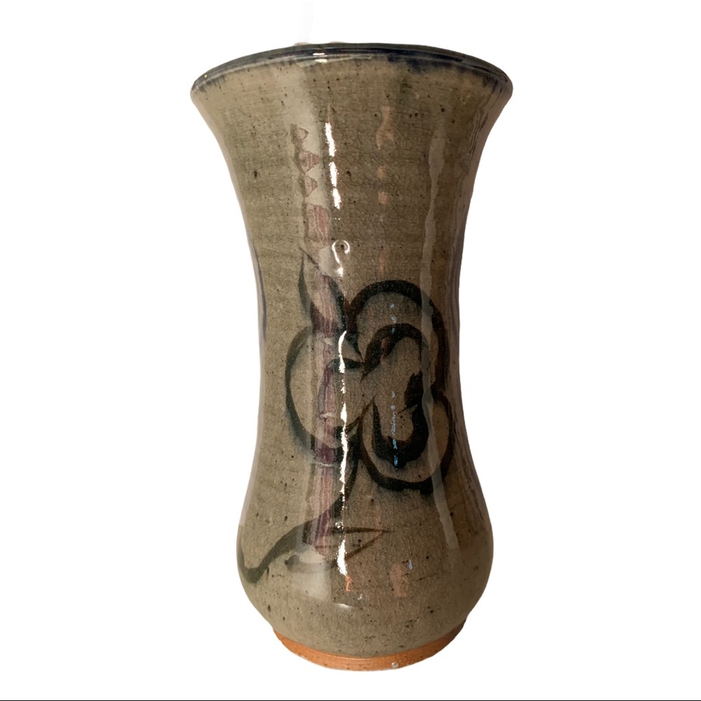 African Rwanda Hand Crafted & Painted Artist Pottery Vase